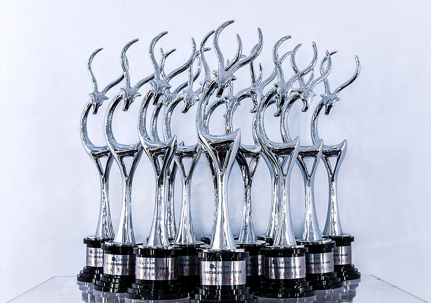第六屆環青海湖（國際）電動汽車挑戰賽，眾泰E200 Pro、眾泰Z500EV Pro榮獲13項大獎